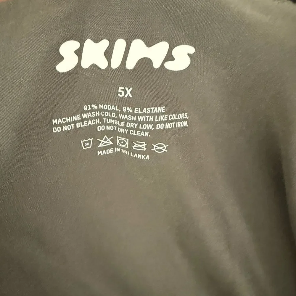 Brand new with tags SKIMS men’s Charcoal Boxer Briefs 5x